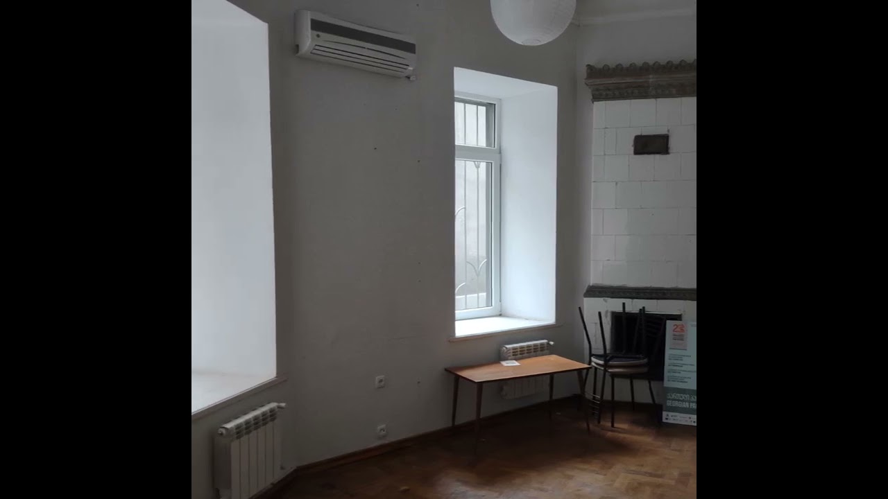 FOR RENT 3 ROOMS APARTMENT 100M2 + YARD TO SUIT OFFICE NEAR RUSTAVELI METRO TBILISI-AHP REAL ESTATE
