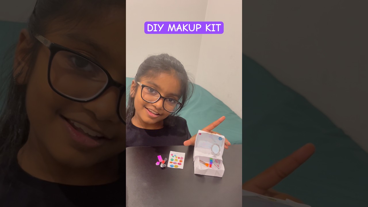 Complete makeup kit #papercraftideas #diymakeup #funtimeforkids