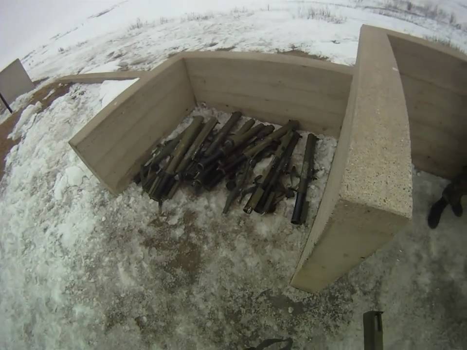 M72 LAW Rocket Launcher Shoot (GO Pro Helmet cam, poor sound)