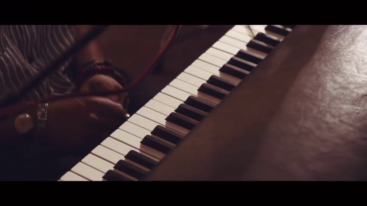 𝐢’𝐯𝐞 𝐠𝗼𝐭 𝐲𝗼𝐮 𝐮𝐧𝐝𝐞𝐫 𝗺𝐲 𝐬𝐤𝐢𝐧 𝐂𝗼𝐯𝐞𝐫 𝐛𝐲 ( 𝐁𝐞𝐛 𝐥’𝗼𝐧𝐜𝐥𝐞 𝐬𝗼𝐮𝐥 )