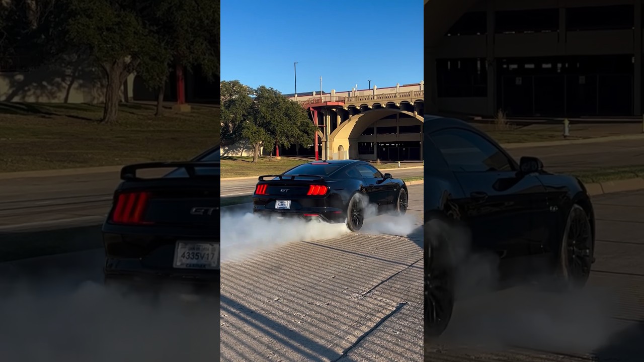 Mustang GT Burnout! 🏎️💨