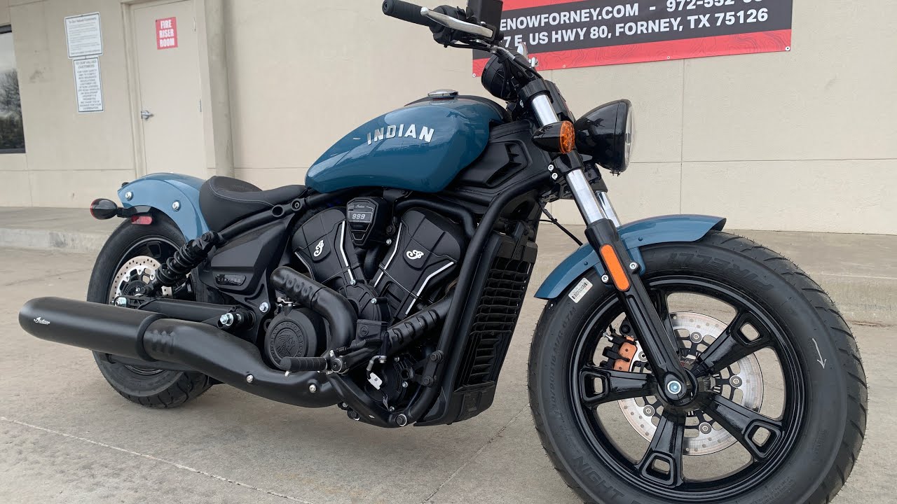 2026 Indian Scout Sixty Bobber LT Storm Blue
