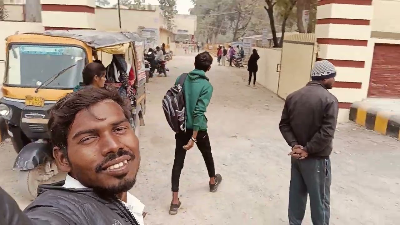 गांव से ओबरा पीजी कॉलेज vlogs 🤗♥️ #viralvideo #vlog #shayar 