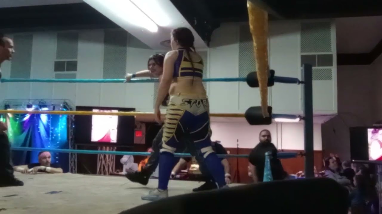 Brittany Storm vs Slamming Sammy