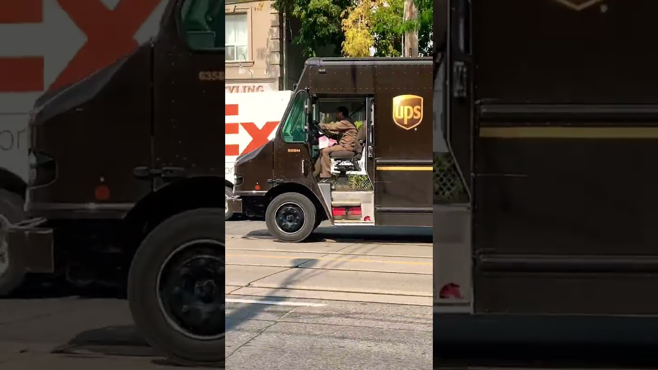 UPS TRUCK VS FEDEX TRUCK!!!!!!