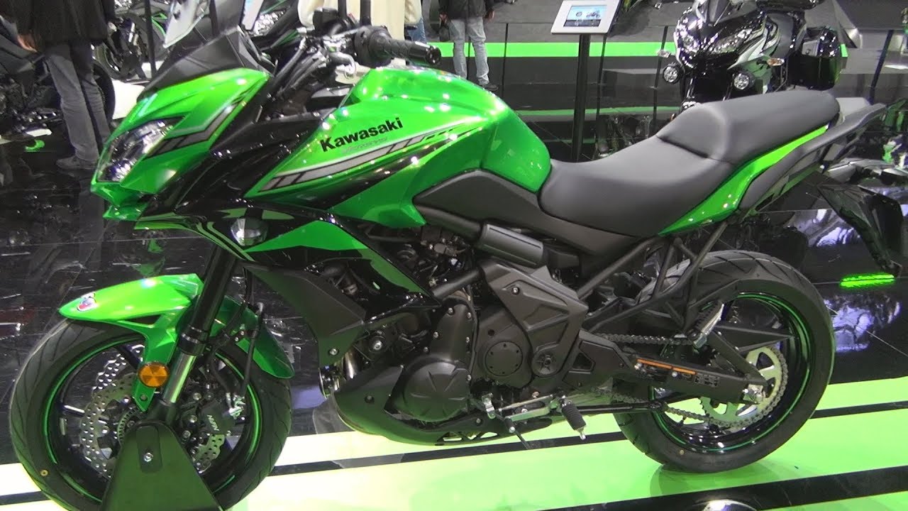 Kawasaki Versys 650 Candy Lime Green / Metallic Spark Black (2019) Exterior and Interior