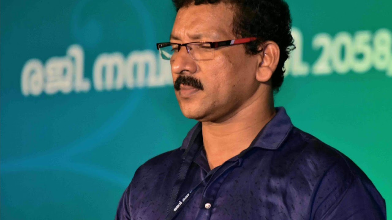 Singer Kollam Mohan. Song Maanathe vellivithanicha kottaramFilm Palungu.