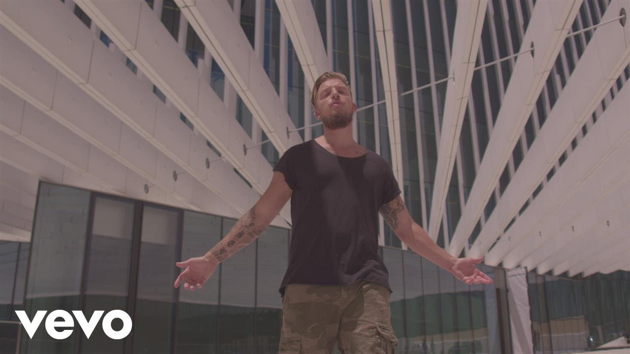 Quincy - Suis-moi (Clip officiel)
