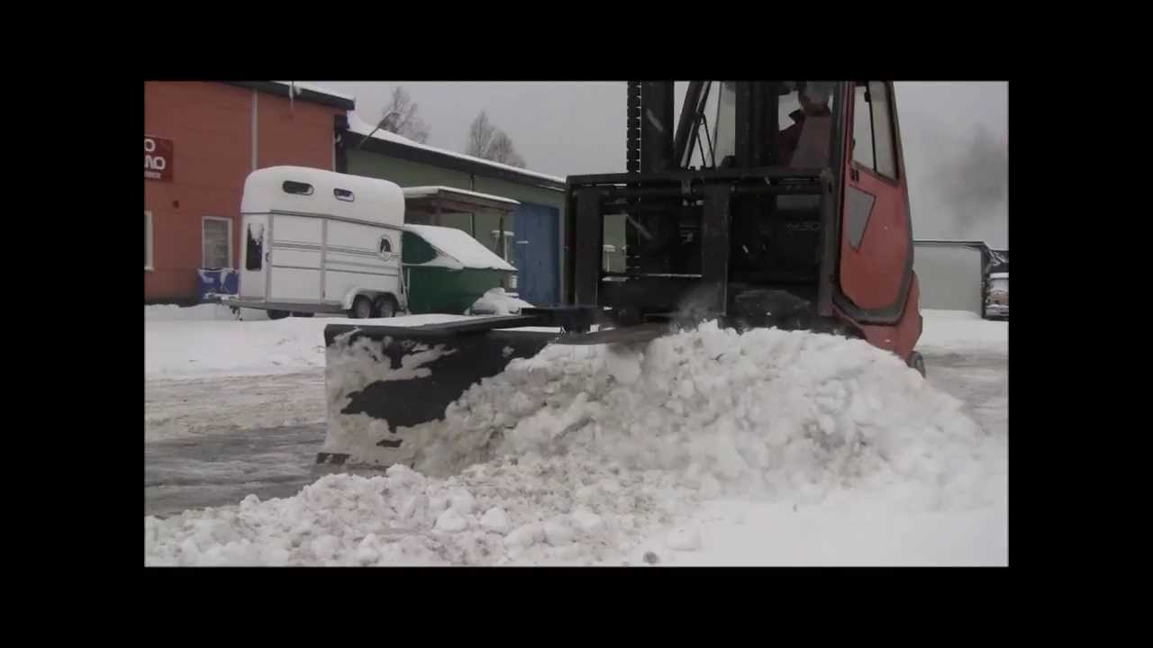 Sn&ouml;plog f&ouml;r truck in action