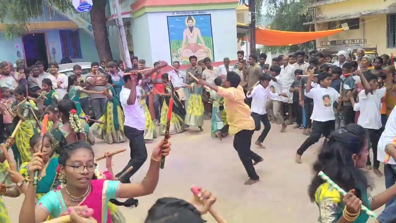 మల్లెపుల పల్లకి మందార పల్లకి  పాటతో దుమ్ములేపిన చెన్నూరు కోలాట బృందo, గురువు -ఓబులేసు 9676261654