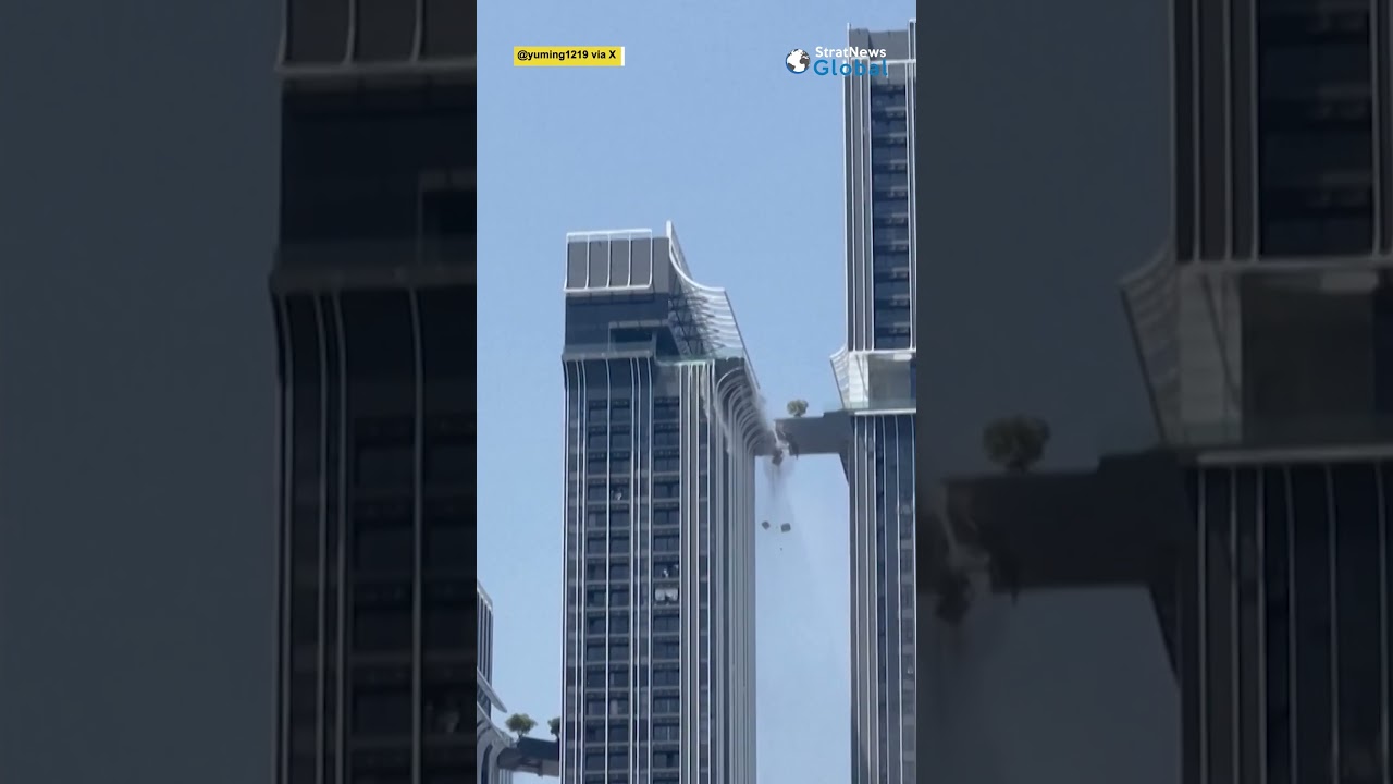 #Bangkok: Connecting bridge on high-rise building breaks as #earthquake strikes | #shorts #myanmar
