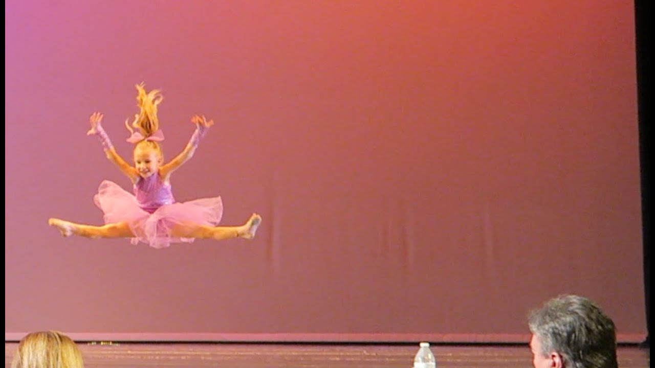Brielle's AMAZING Dance Competition!  | Meet The Millers