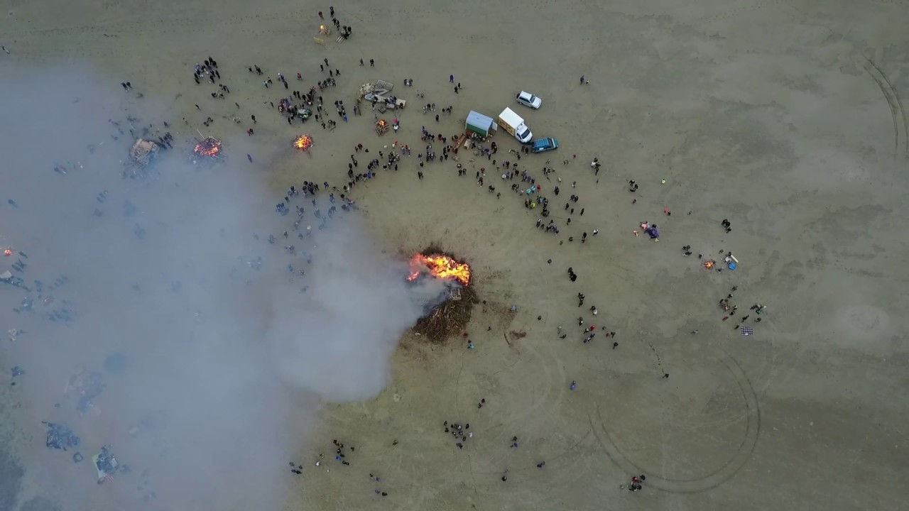 1 mei Vuur, Groene strand, West - Terschelling