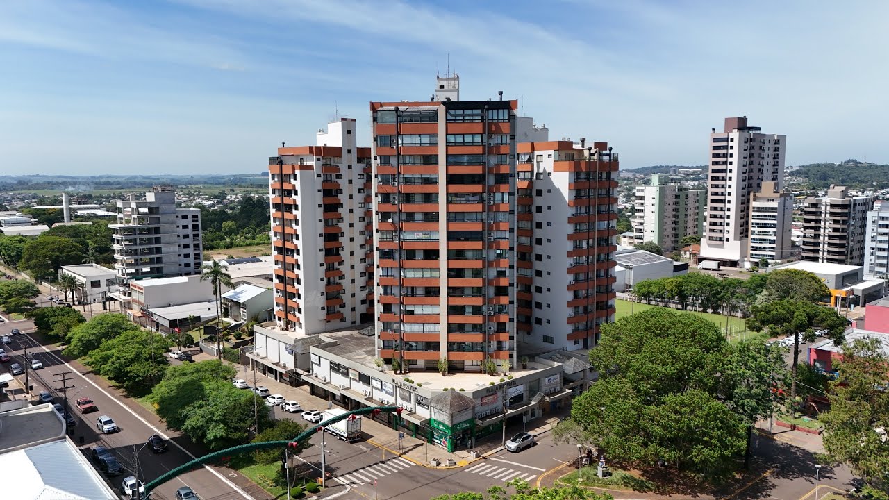 Apartamento com 02 Suítes - Edifício Três Torres em Erechim 