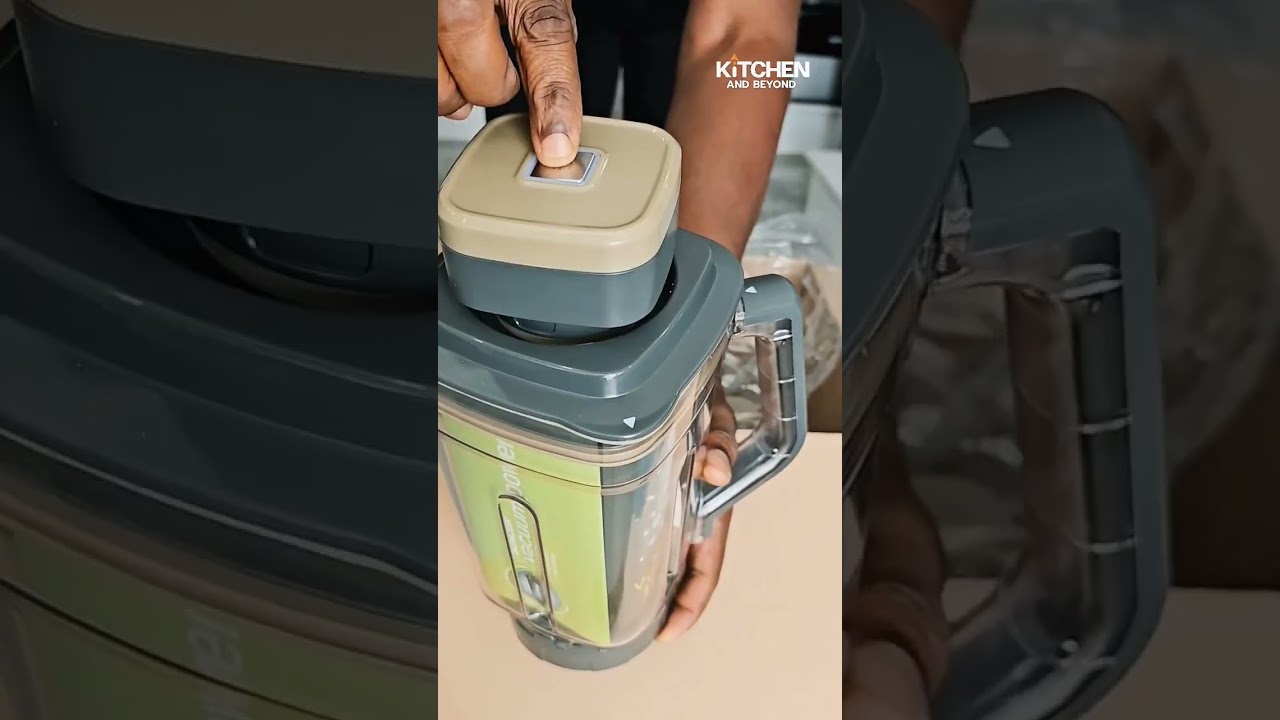 Sencor vacuum blender is back 📞0244447684📍Westlands road near Haatso Absa #kitchenandbeyondlimited