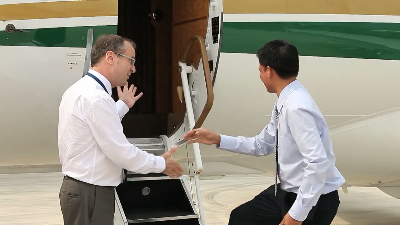 Private Jet (Hawker Pacific) Corporate Video