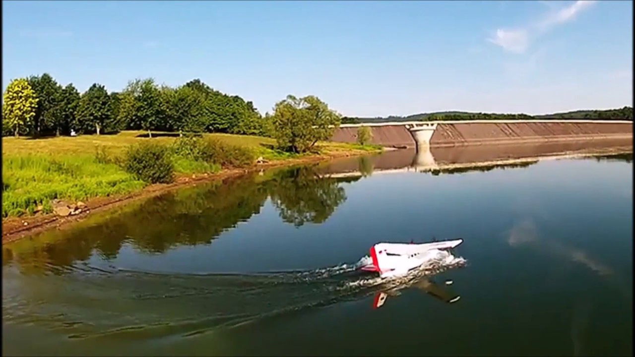 Puddeltwin auf dem Niddastausee