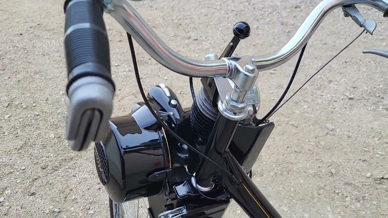 velo solex 660 noir vernis l'atelier 84 cyclos France Vaucluse