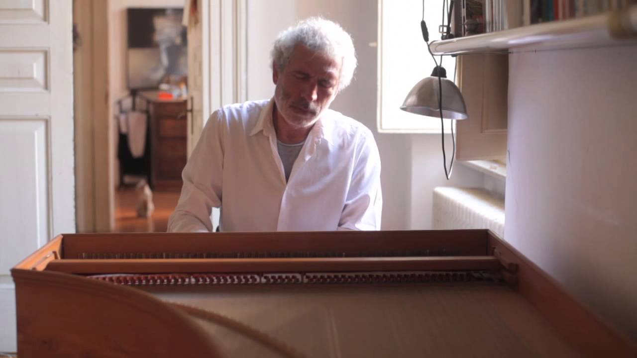 Louis Couperin, La Pi&eacute;montaise. Marco Mencoboni harpsichord
