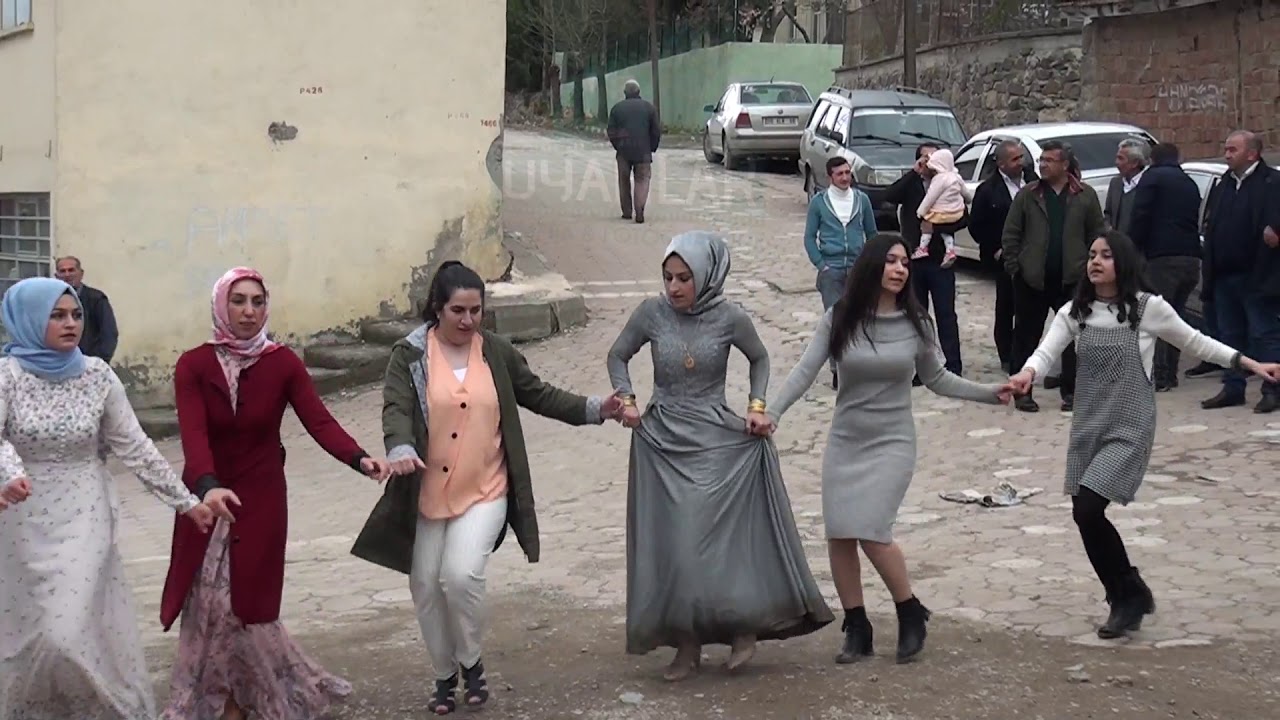 Halaylar-Gamze-Murat*2