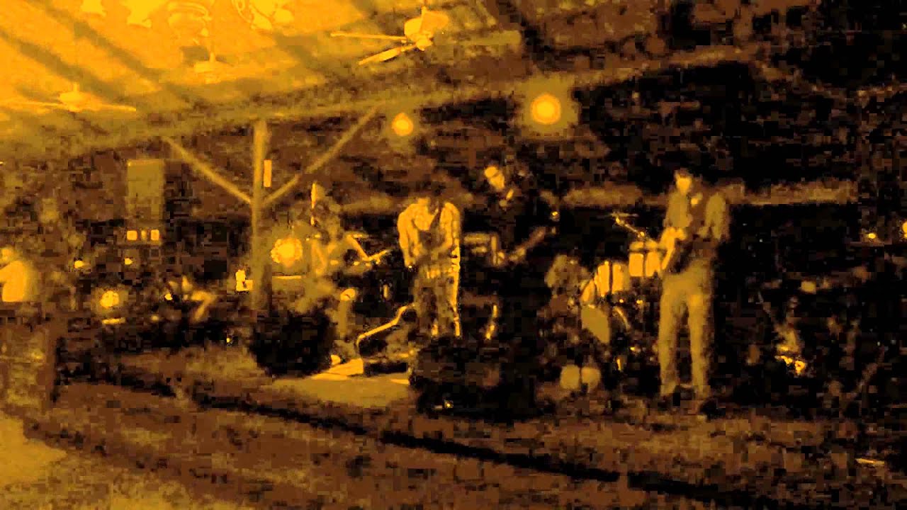 Seisiun Irish Band playing in Costa Rica with Best Time Ever