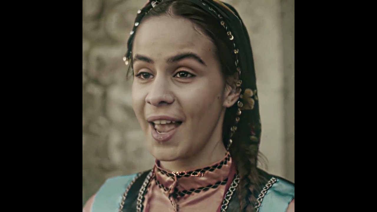 Keşke gençliklerine özel bir dizi yapsalar😍 #saliheditss1 #taşacakbudeniz #ardaanarat #nazsayıner