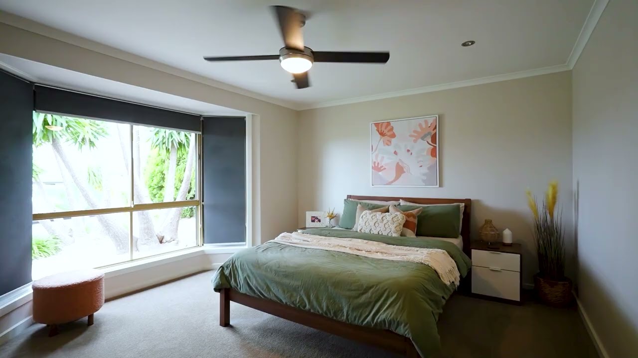 35 Hedgerow Drive, Gulfview Heights