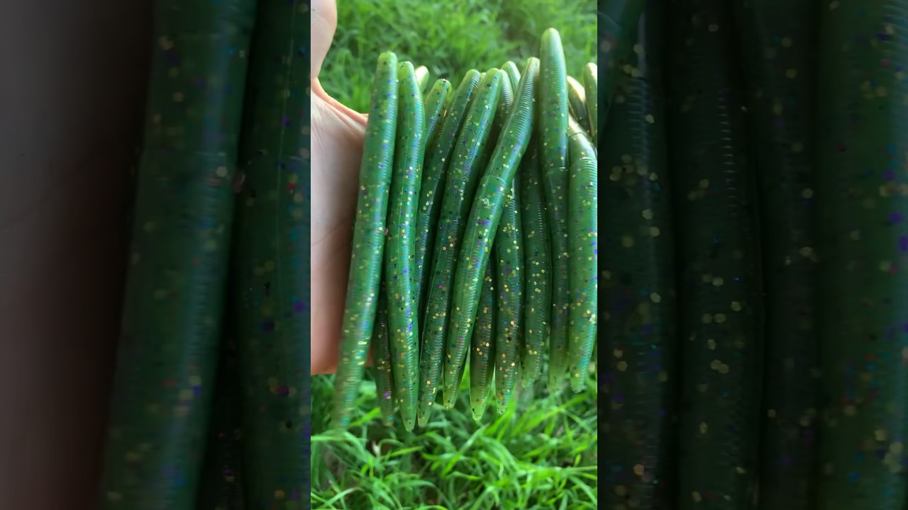 Re-melting old baits!￼😮🔥#baitmaking #godfirst #bassfishing #marrking #relaxing #luremaking #fish