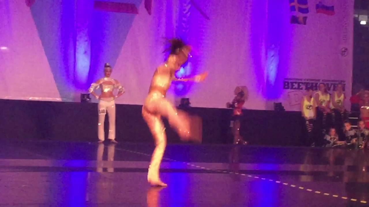 Jennifer Wallen - Disco EC 2016