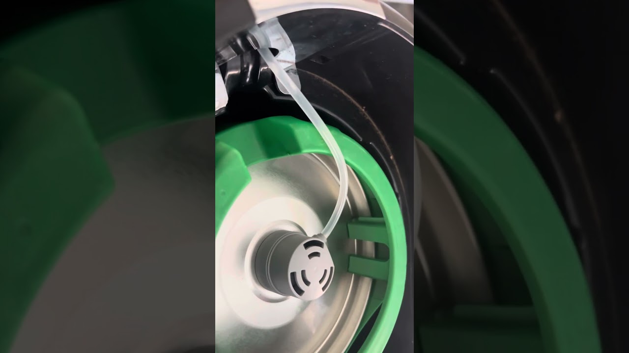 Chopeira Heineken vale a pena? Ser&aacute; que gela bem e sai um chopp cremoso?