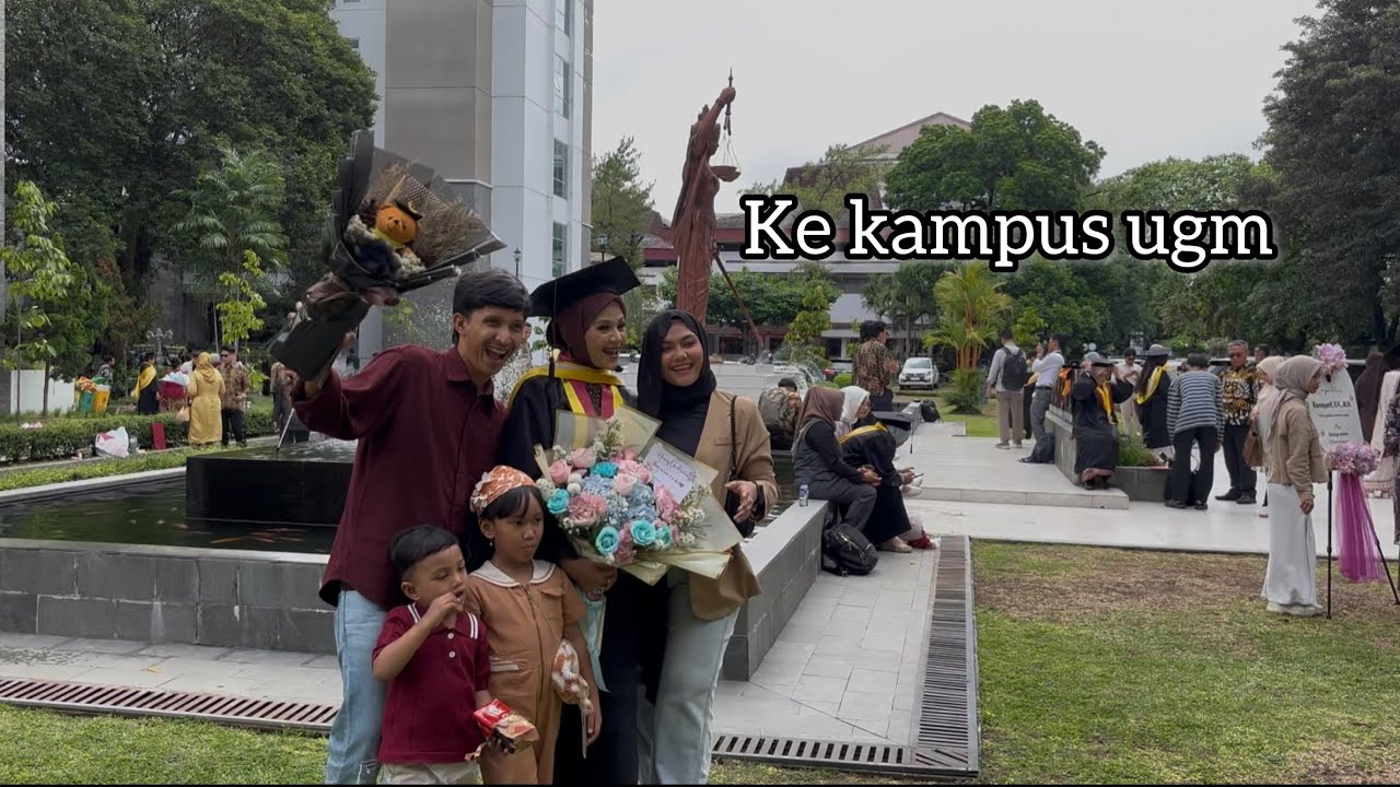 Vlog jogja / wisuda di ugm