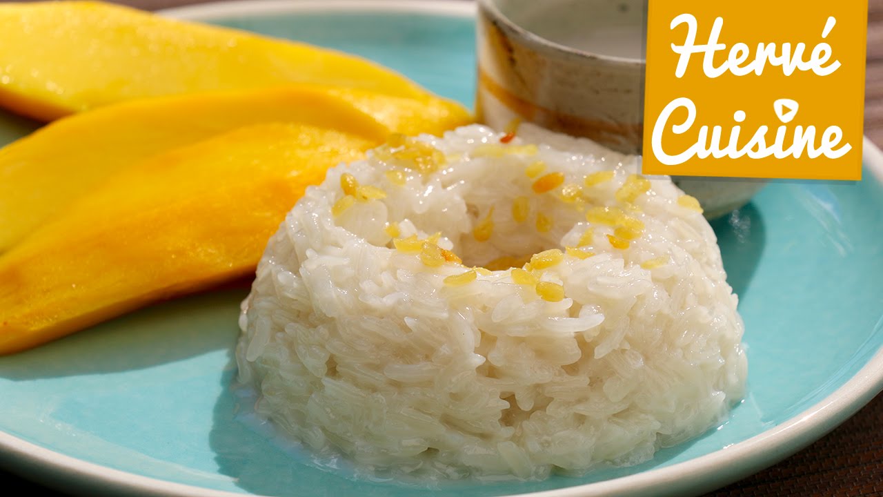 Dessert Thaï typique : Gâteau de riz gluant coco et mangue fraîche