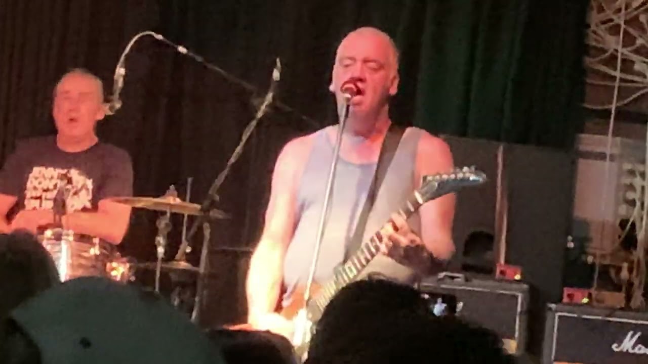 Cosmic Psychos - nice day to go to the pub - Good Friday 2023, Byron Bay