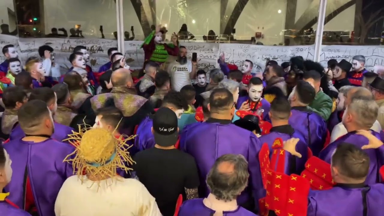 Murga Los Trapaseros 2025 - Calentando Voces con Comparsa Martínez Ares