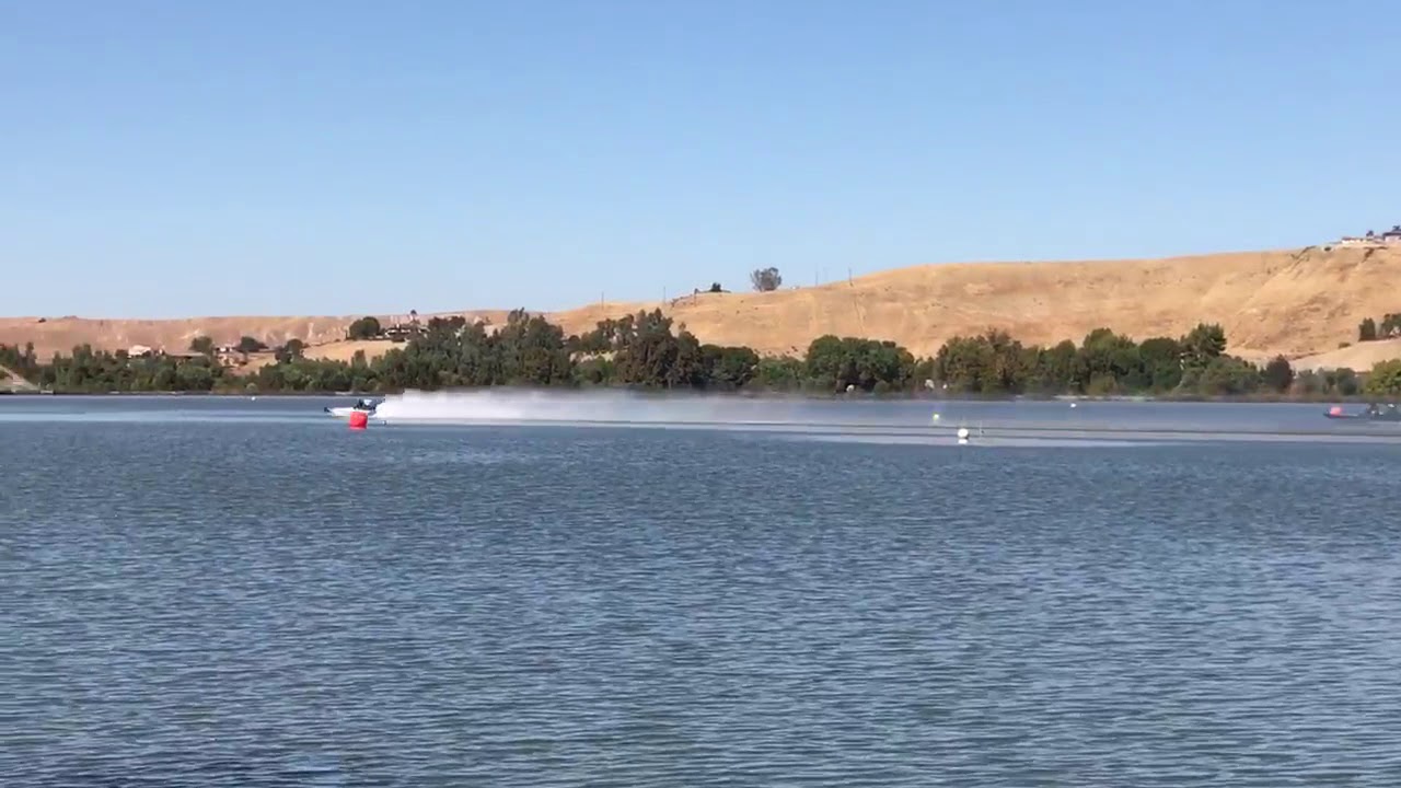 Boat 405 Fluid Motion NJBA Racing Unblown Fuel Jet Run