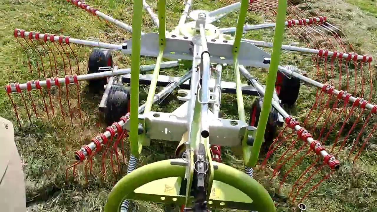 Claas 420 single rotor rake