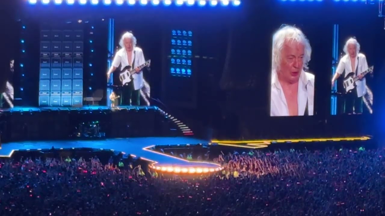 Angus Young guitar solo (AC/DC Power Up Tour @Brazil - Sao Paulo - Morumbi 02-24-2026)