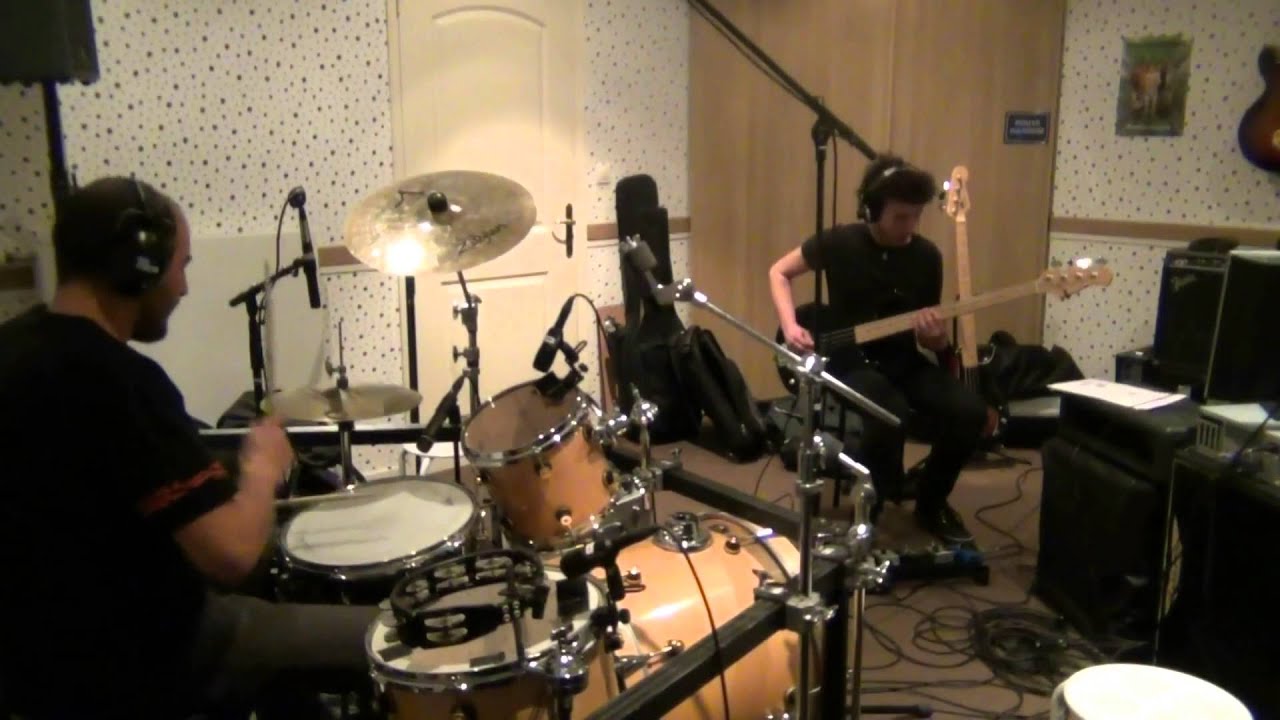 Two Doors Cinema Club - What You Know (bass and drum only)
