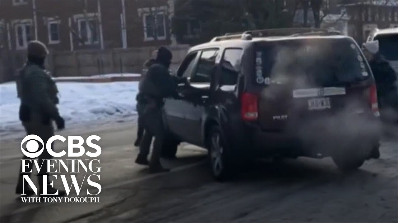 What eyewitness video shows in moments before ICE shooting