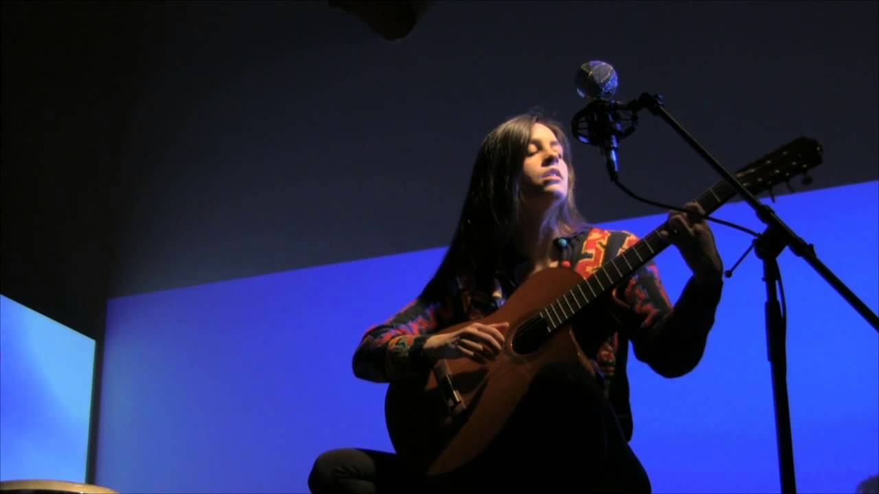 Bronwen Roberts - Bossa