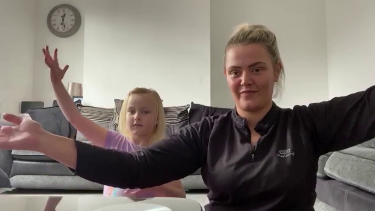Bridge College - Proud Mary (Makaton version)