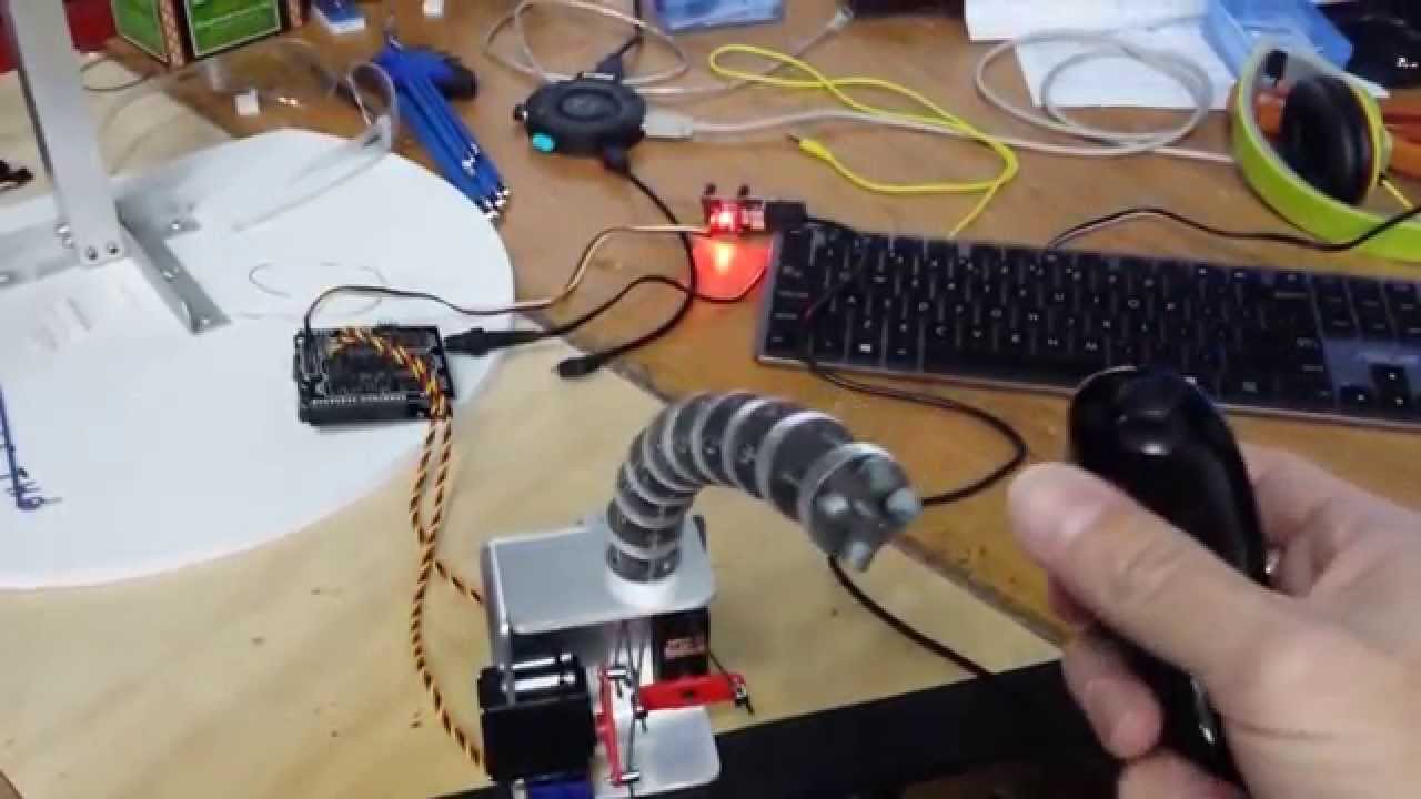 Wii nunchuck tentacle test.