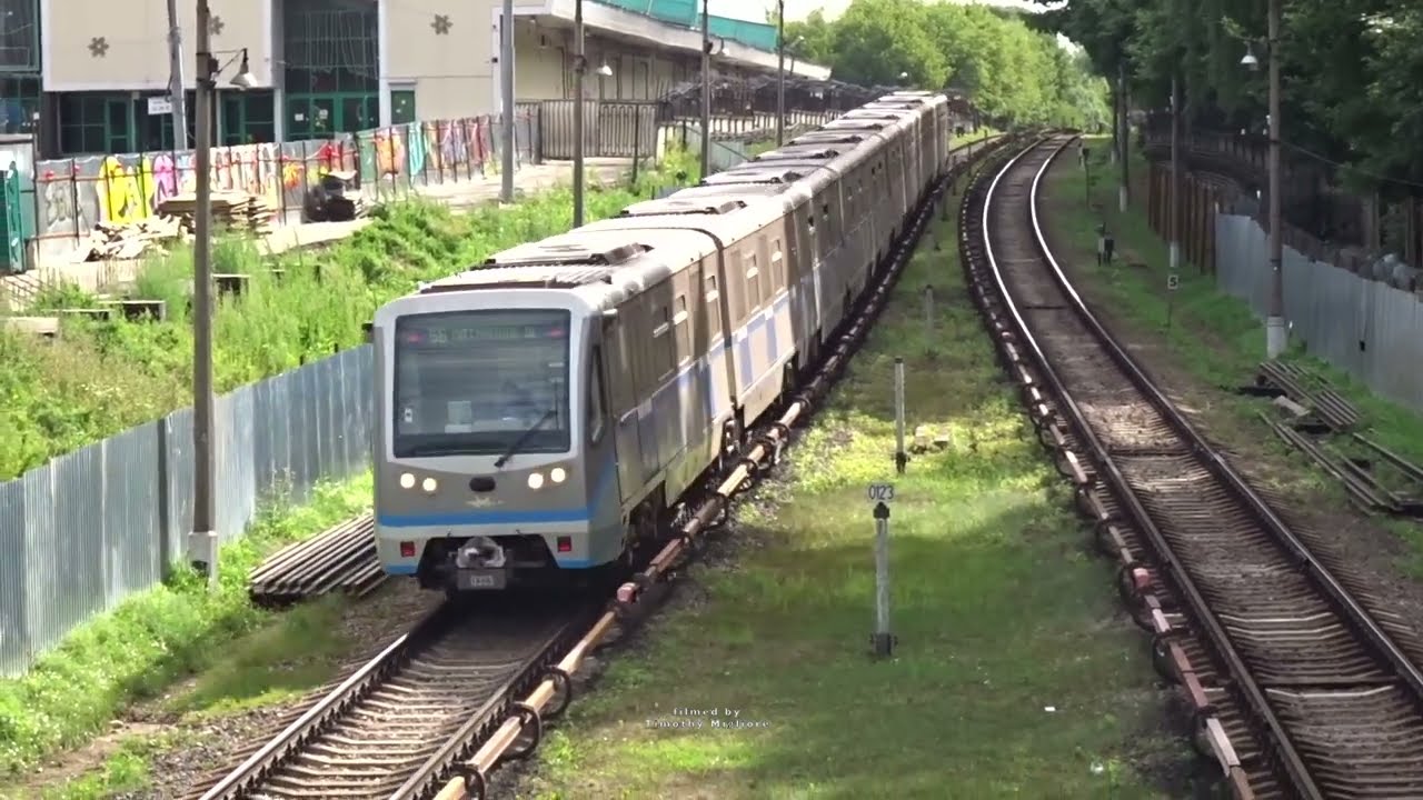 Метро в Москве: 30 Minutes of the Most Beautiful Metro System in the World: Moscow, Russia