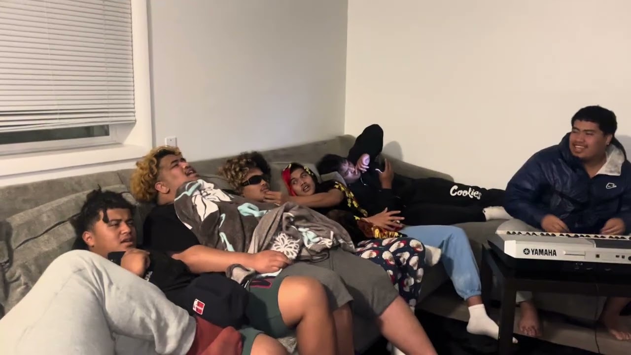 CHUUKESE BOYS SINGING 