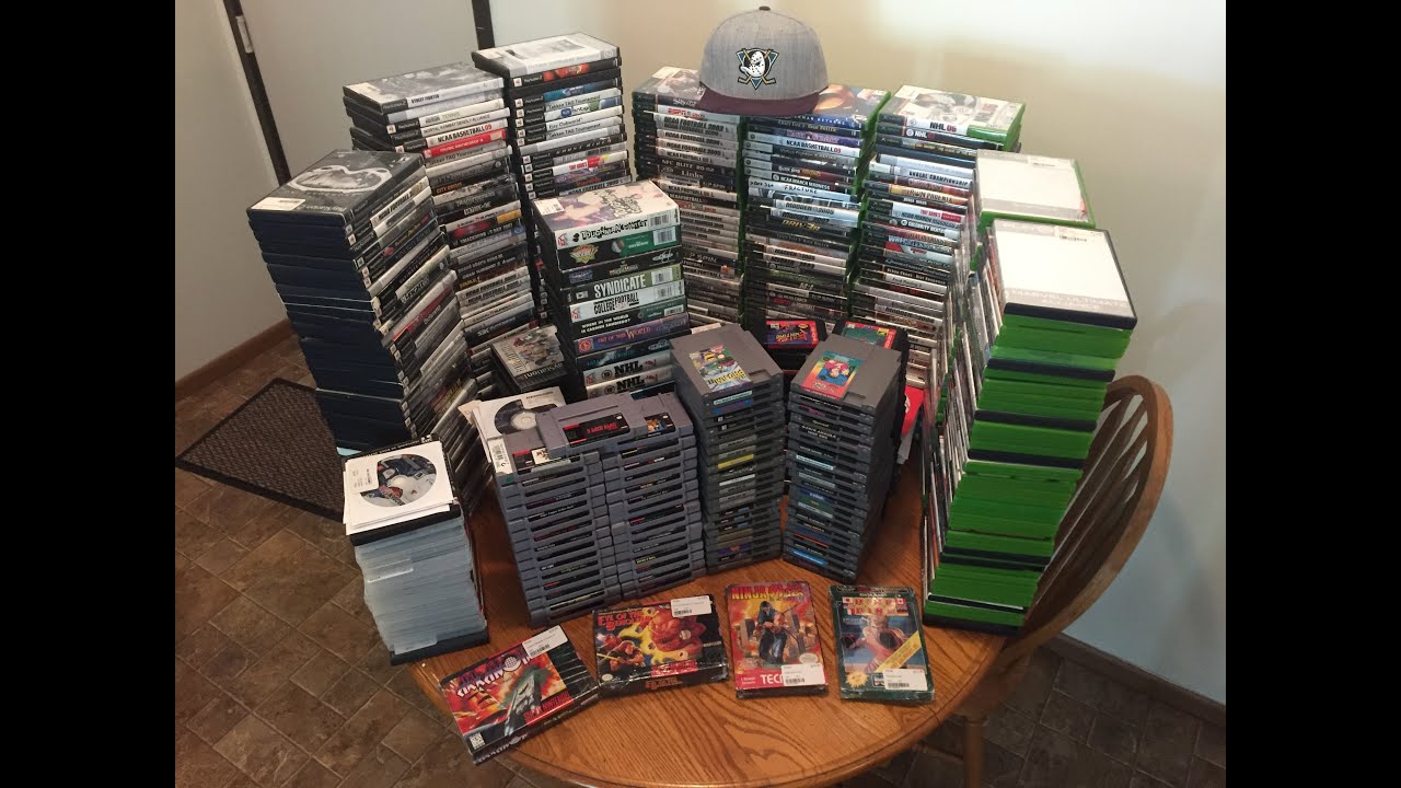 BIGGEST GARAGE SALE HAUL EVER! 800+ GAMES - bizzNES17