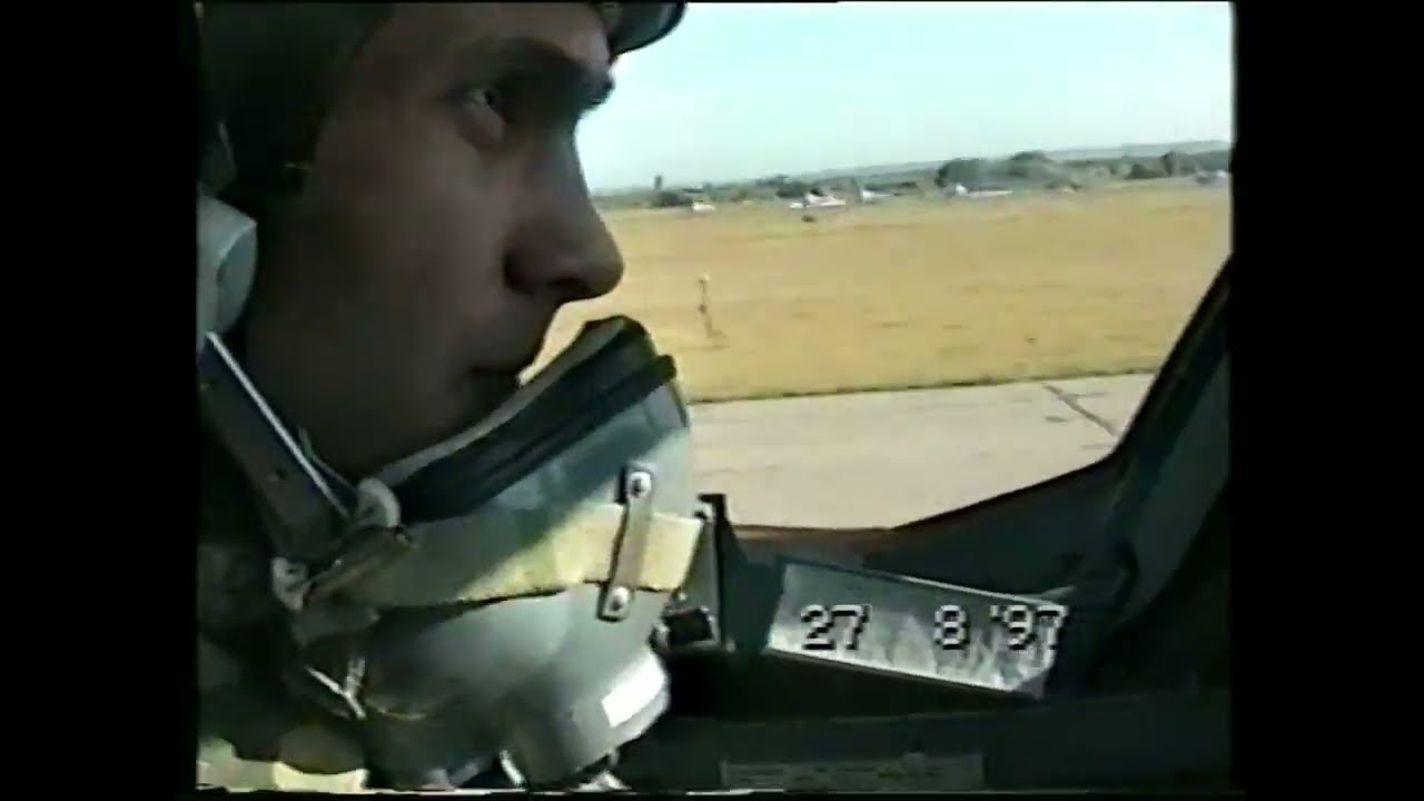 Самолет Су-24МК, вид из кабины, взлет и посадка // Sukhoi SU-24 Cockpit View Take off and Landing