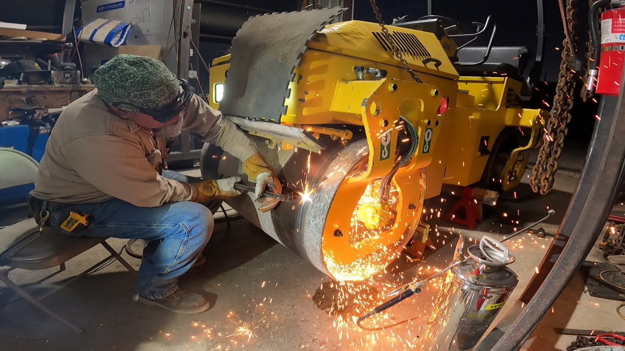 Sakai Roller Compactor, Simple Solution