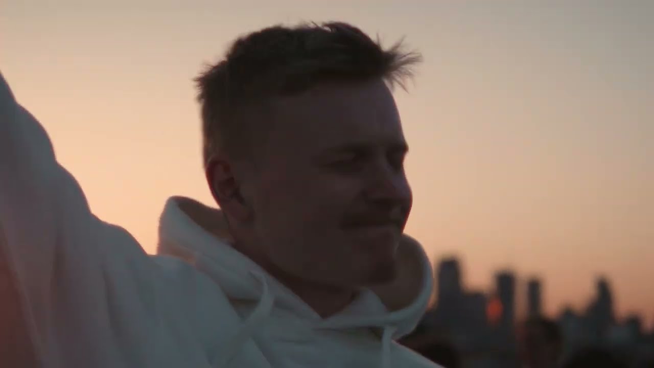 REFLEKTOR +Chór (muzyka: Johny Flex)