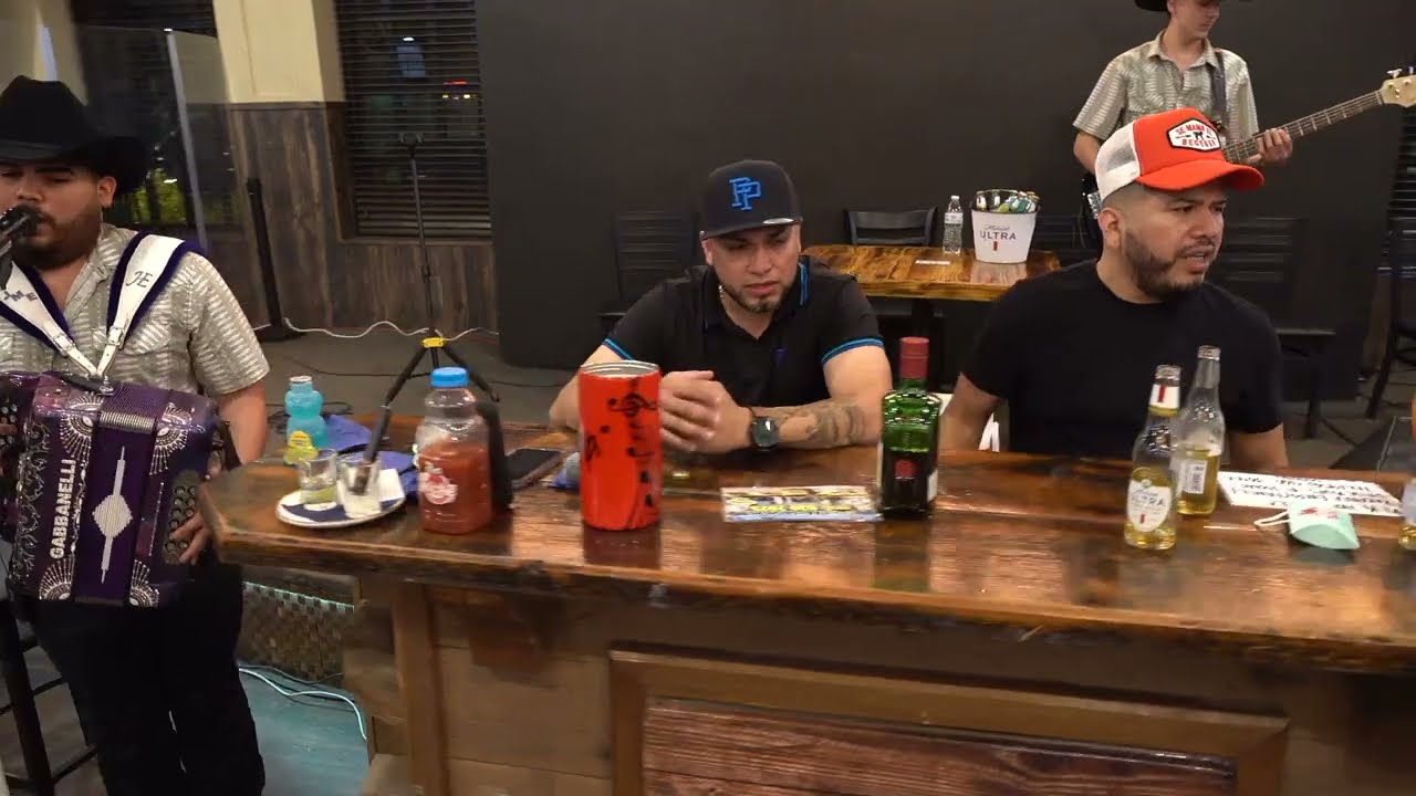 Hnos Espinoza  Y Como es el (envivo)