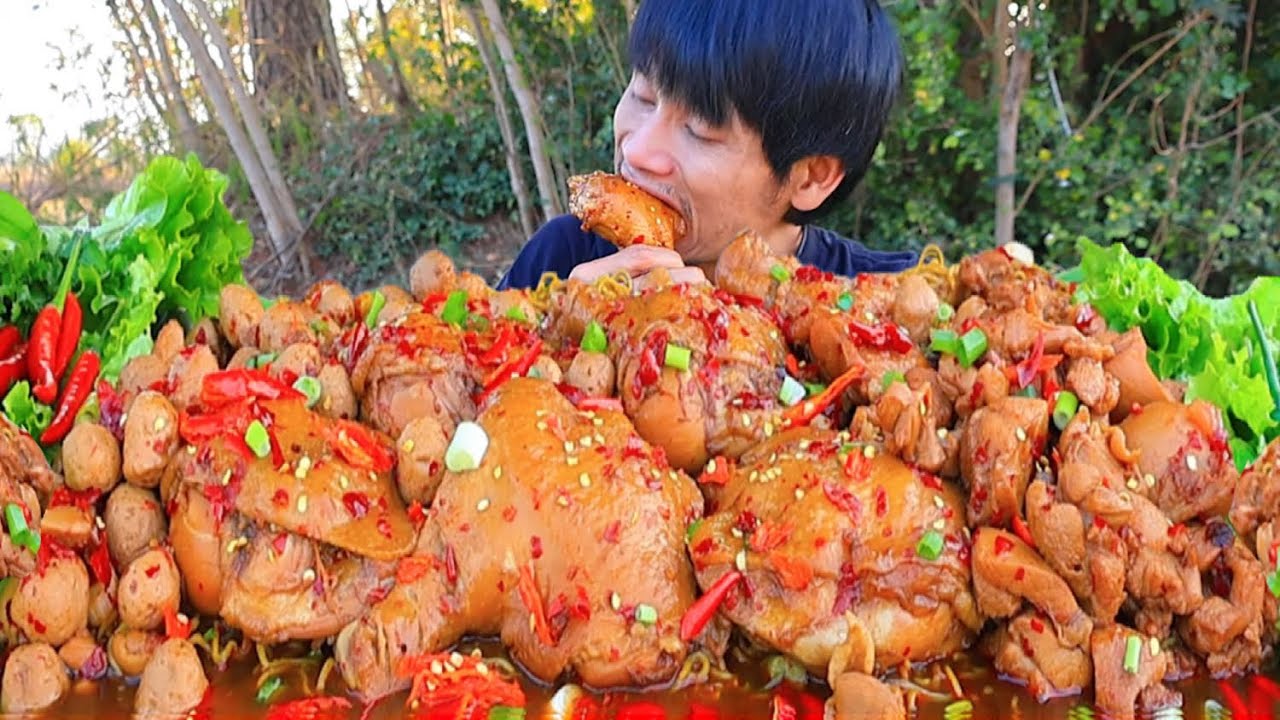 ก๋วยเตี๋ยวไก่ตุ๋นแกล้มผักสดแซ่บคักอีหลีครับพี่น้องMUKBANG EATING SHOW/โก้อีสานพาแดก